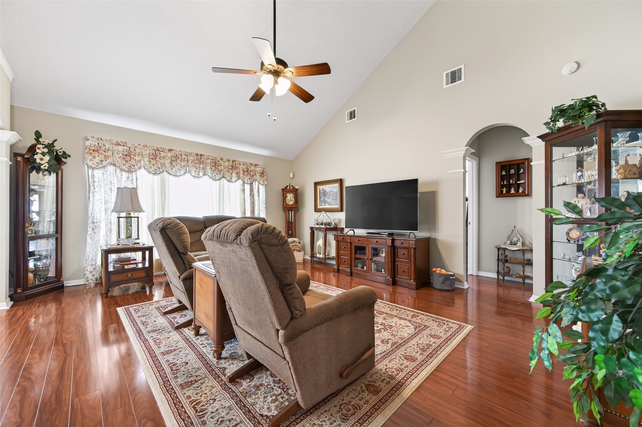 5118 Cove Creek Property Photo 13