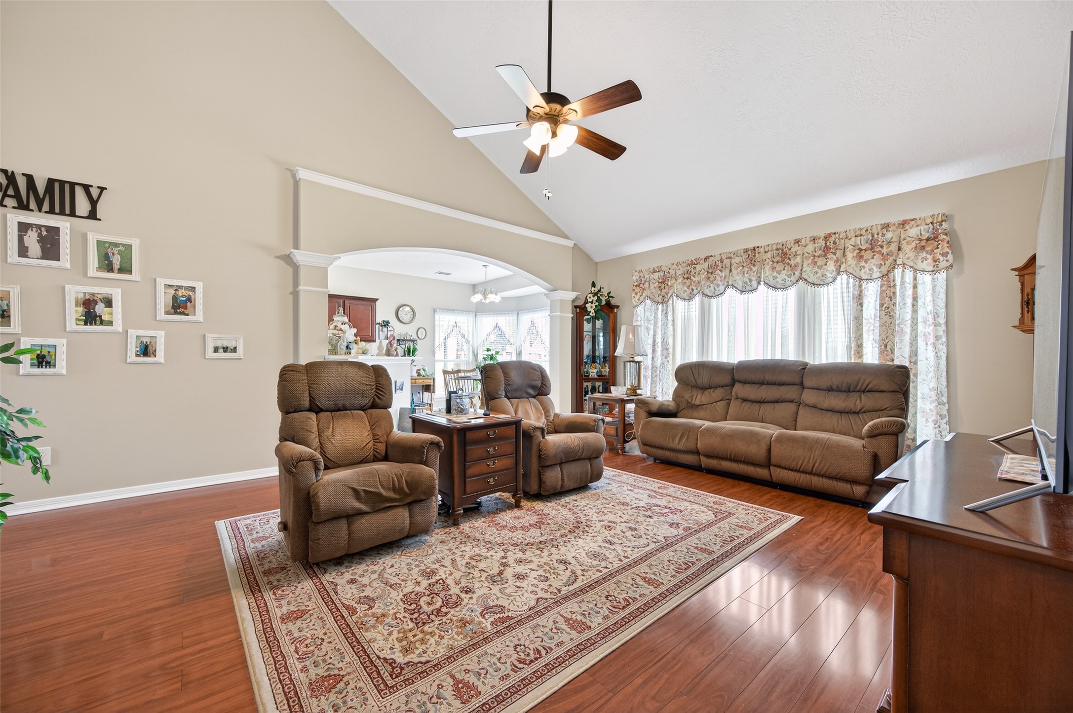 5118 Cove Creek Property Photo 14