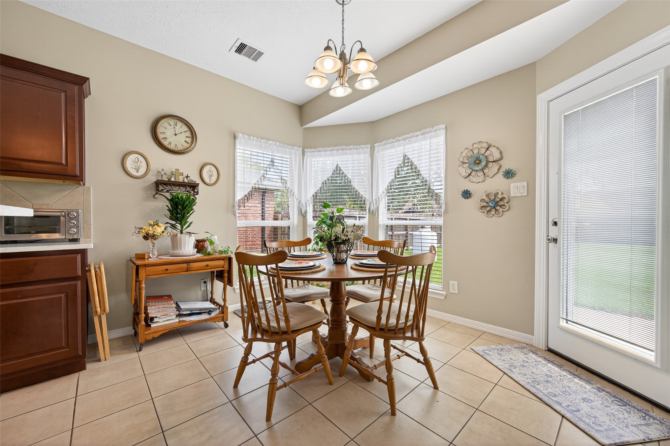 5118 Cove Creek Property Photo 17