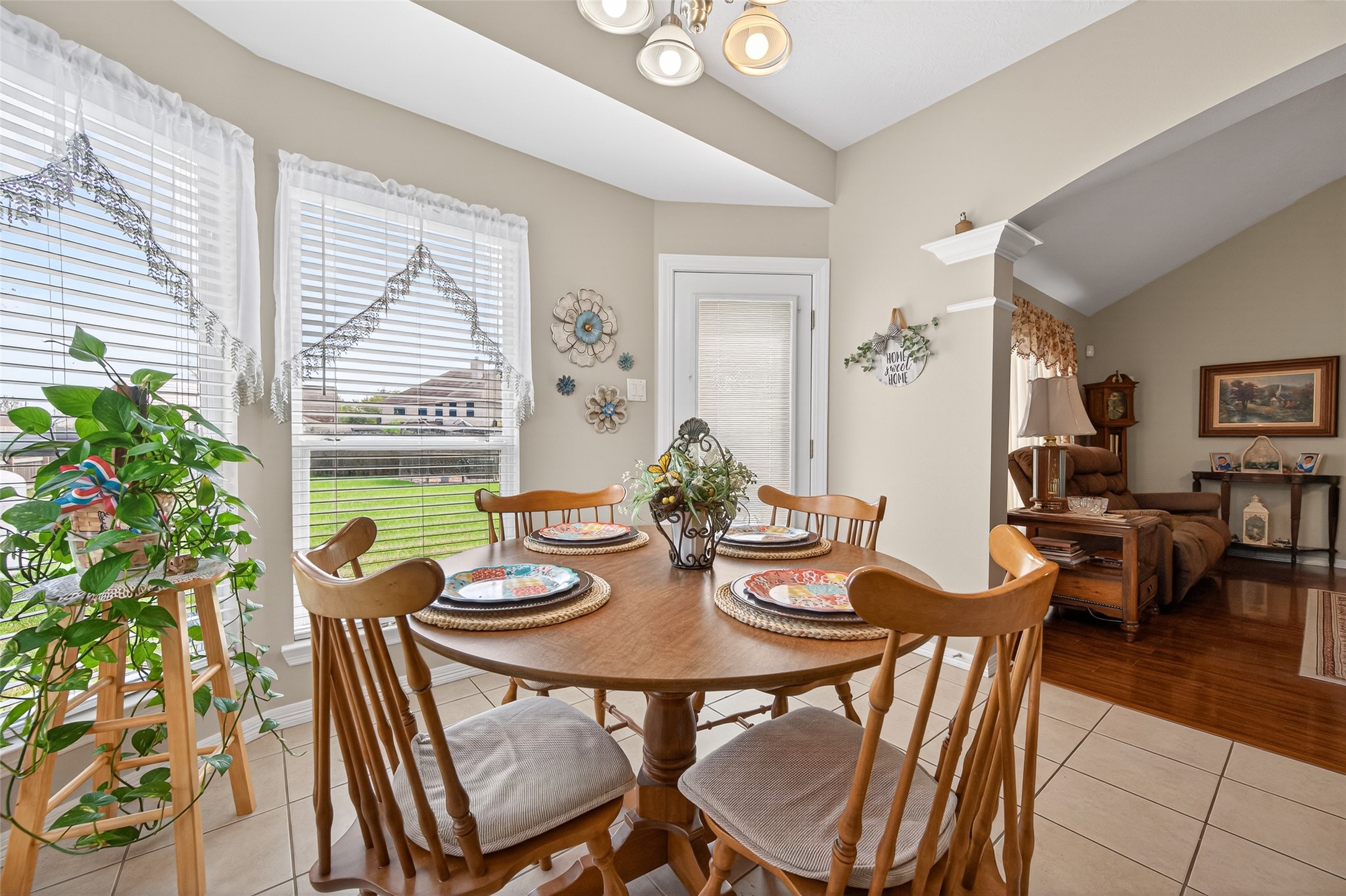 5118 Cove Creek Property Photo 18
