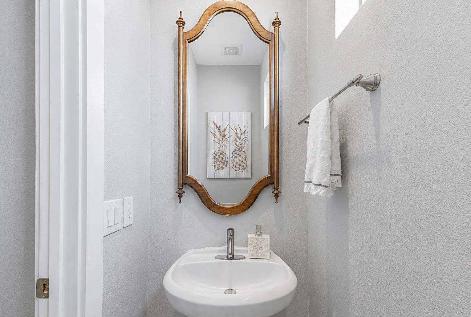 5409 Lindsay Lane Property Photo 10