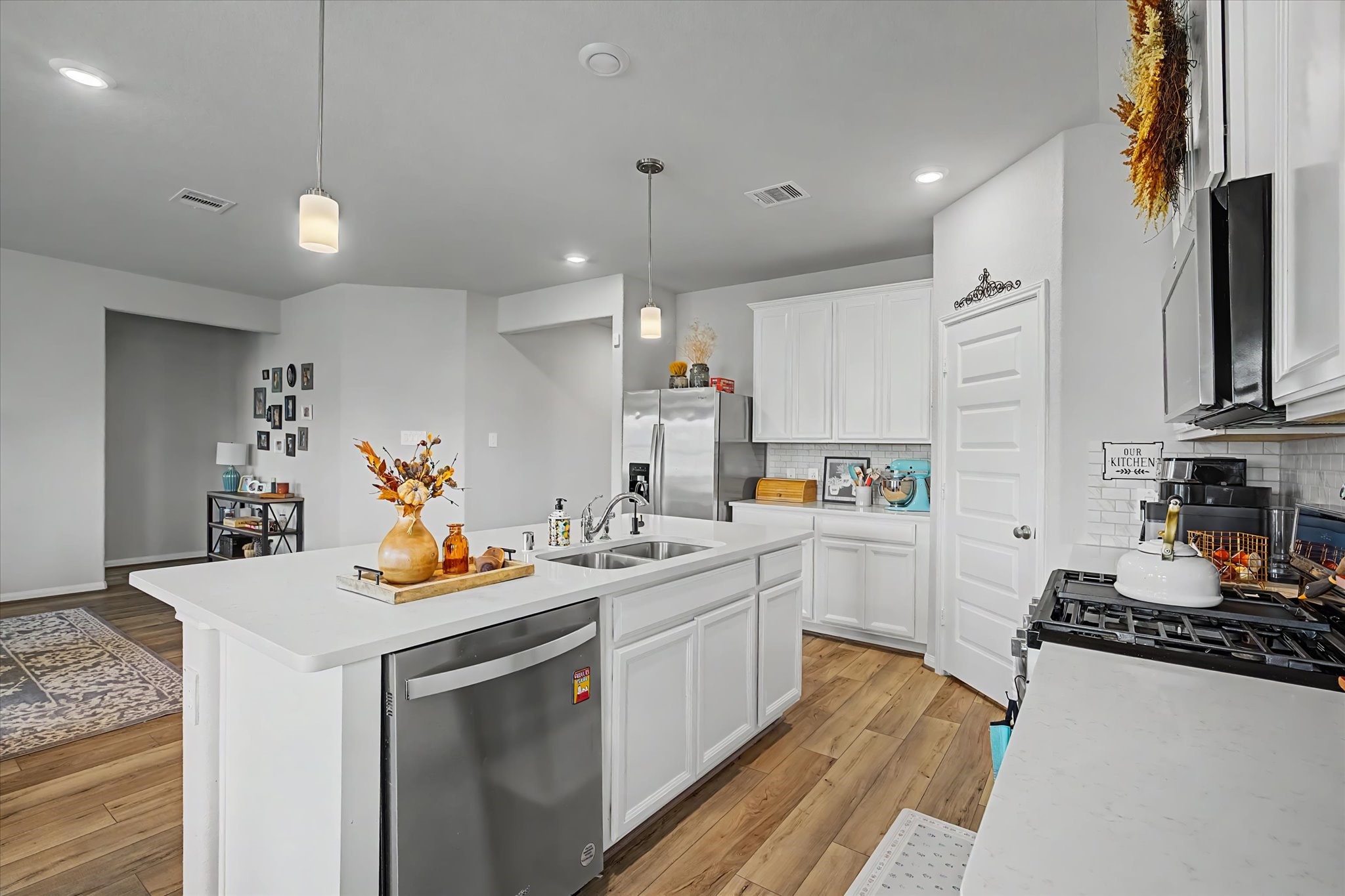 10842 Cliffs View Drive Property Photo 16