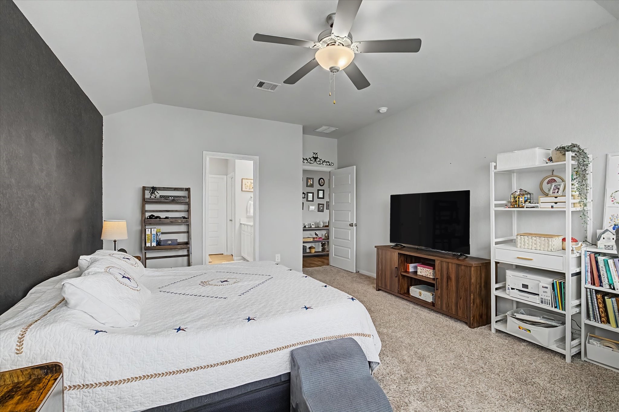 10842 Cliffs View Drive Property Photo 20