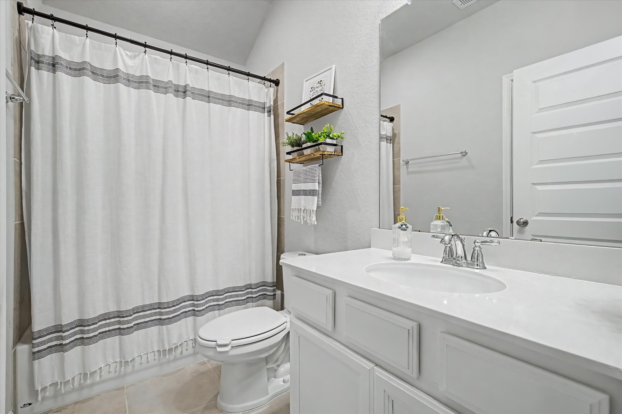 10842 Cliffs View Drive Property Photo 32