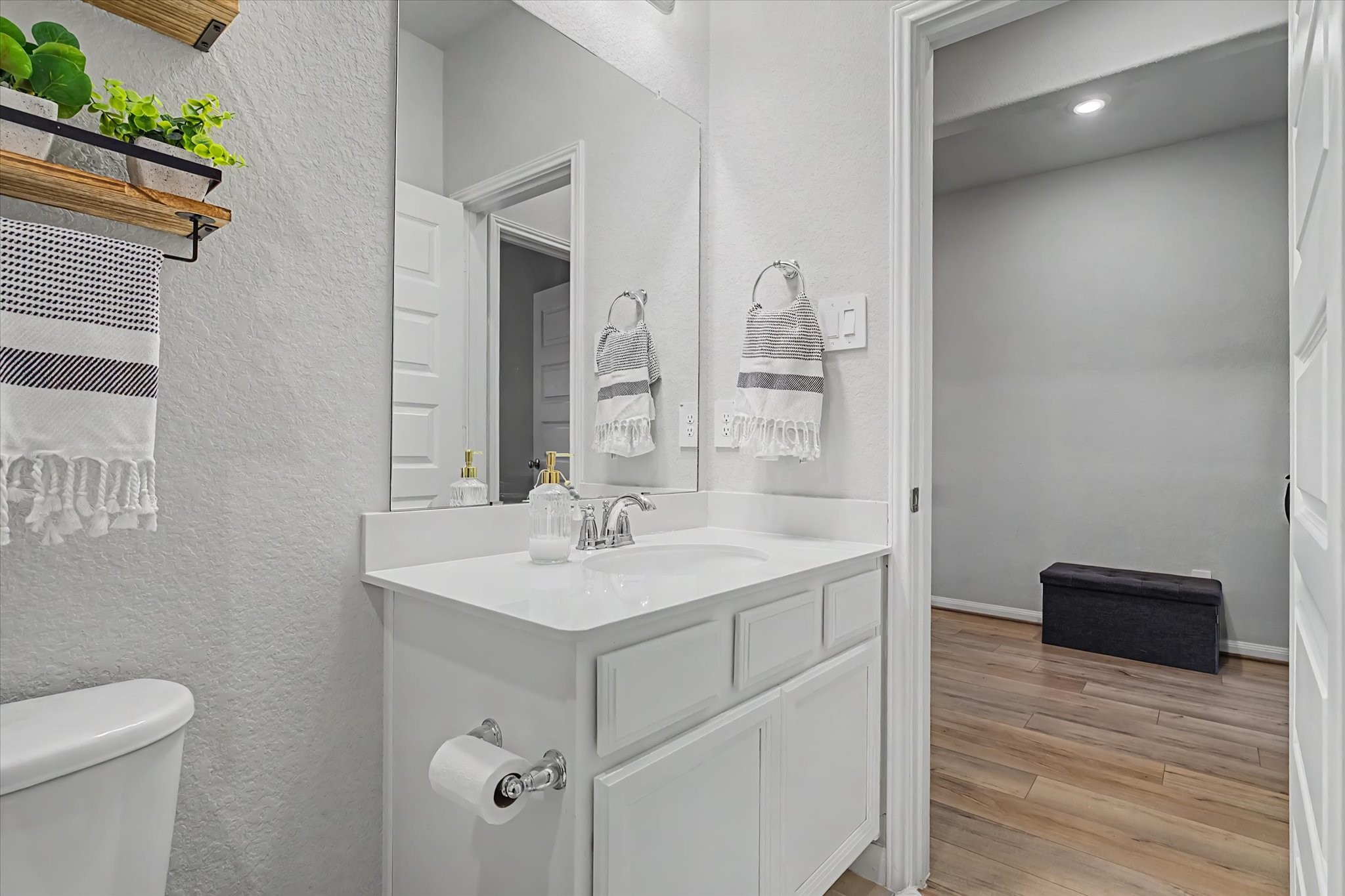 10842 Cliffs View Drive Property Photo 33