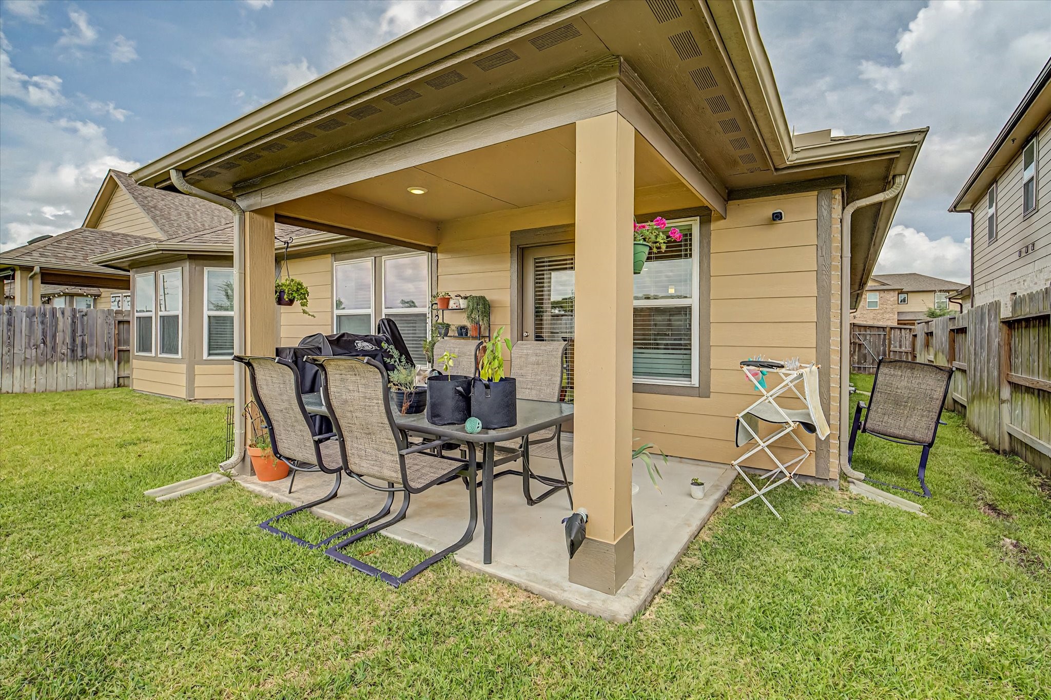 10842 Cliffs View Drive Property Photo 40
