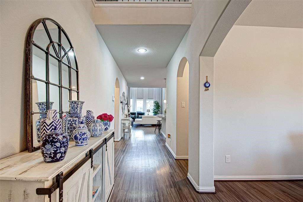 23811 Via Viale Dr Property Photo 2