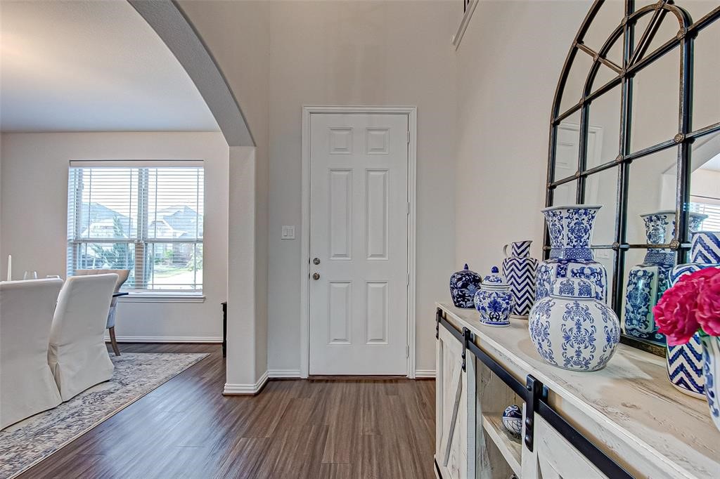23811 Via Viale Dr Property Photo 4