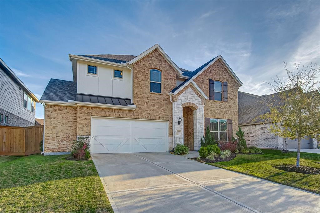 23811 Via Viale Dr Property Photo 8
