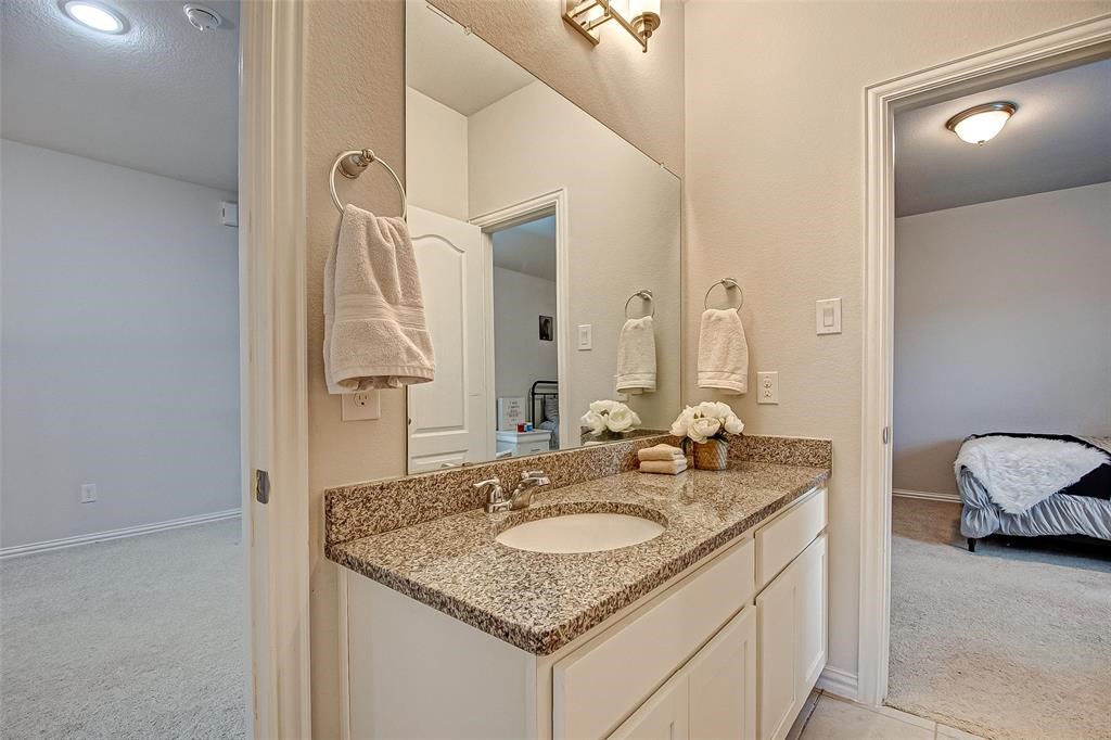 23811 Via Viale Dr Property Photo 35