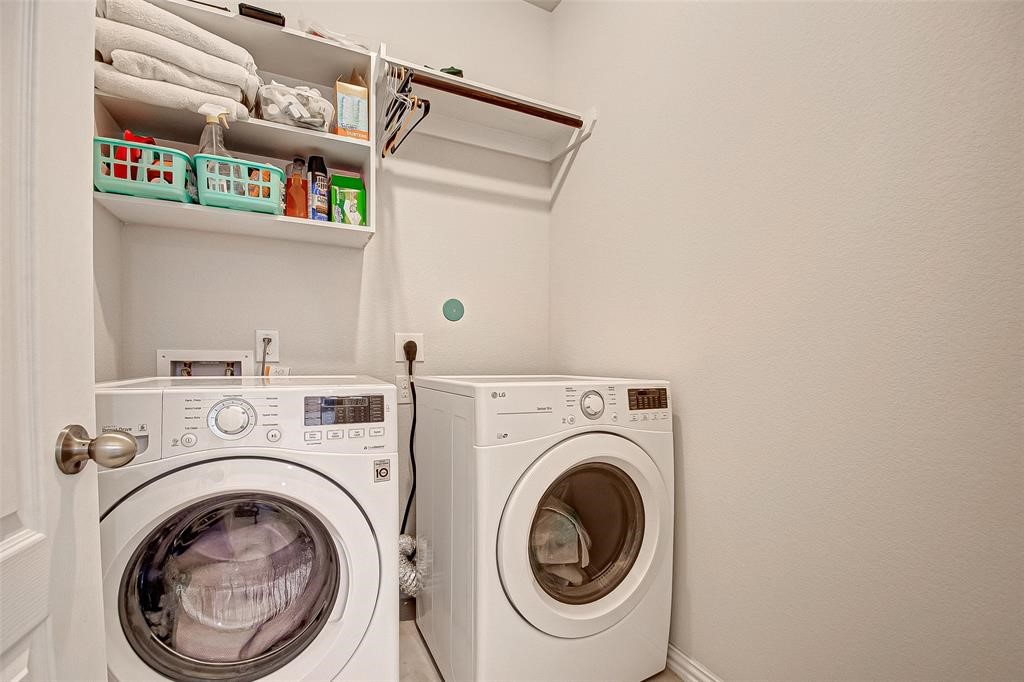 23811 Via Viale Dr Property Photo 39