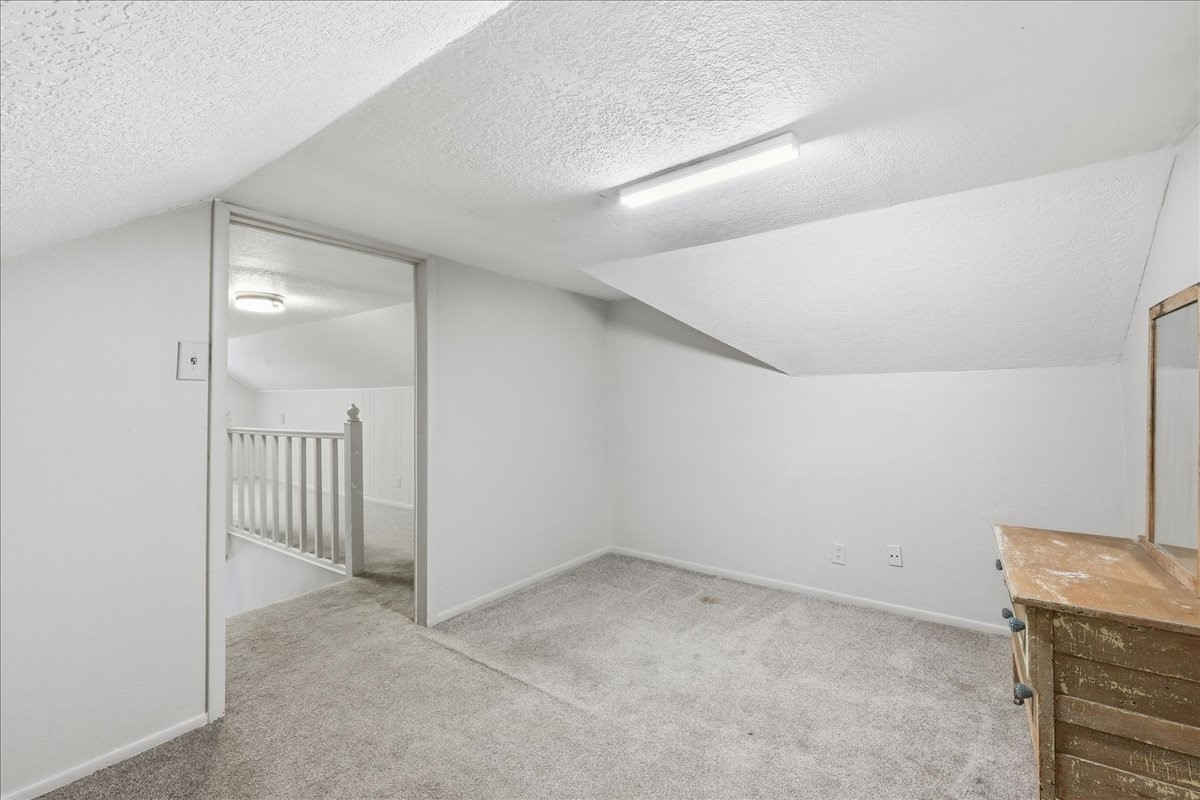 670 N 23rd Street Property Photo 19