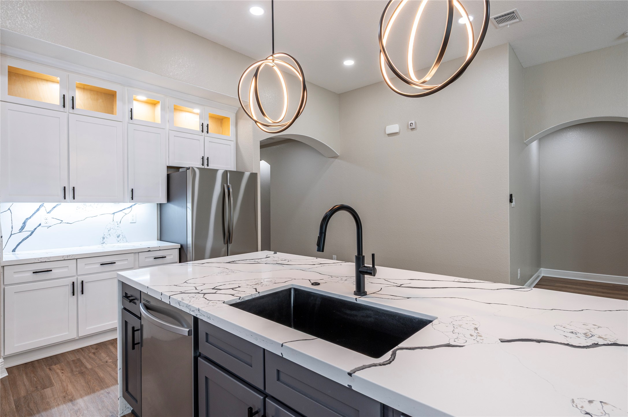 8125 Wetherby Lane Property Photo 3