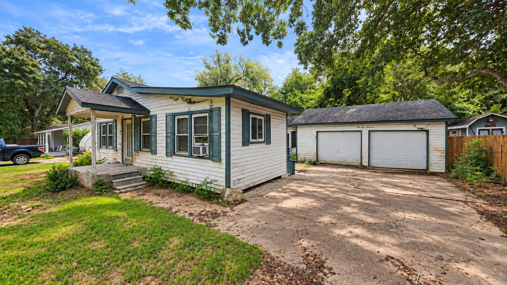 4217 Alabama Avenue Property Photo 2