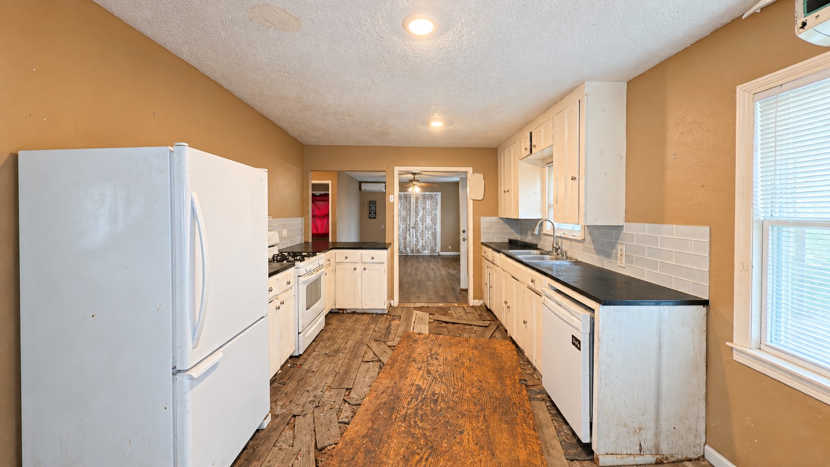 4217 Alabama Avenue Property Photo 5