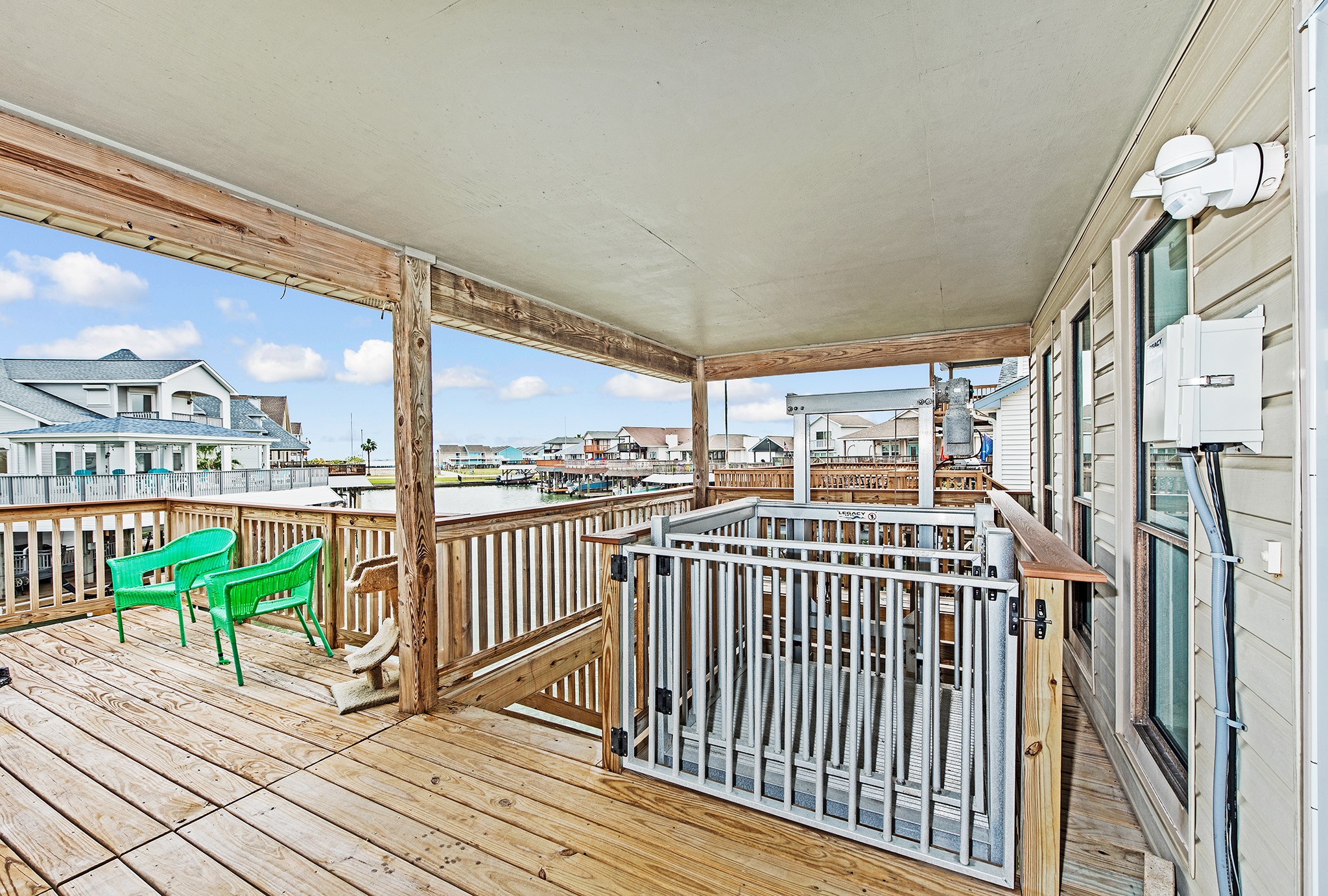 336 Admiral Circle Property Photo 8