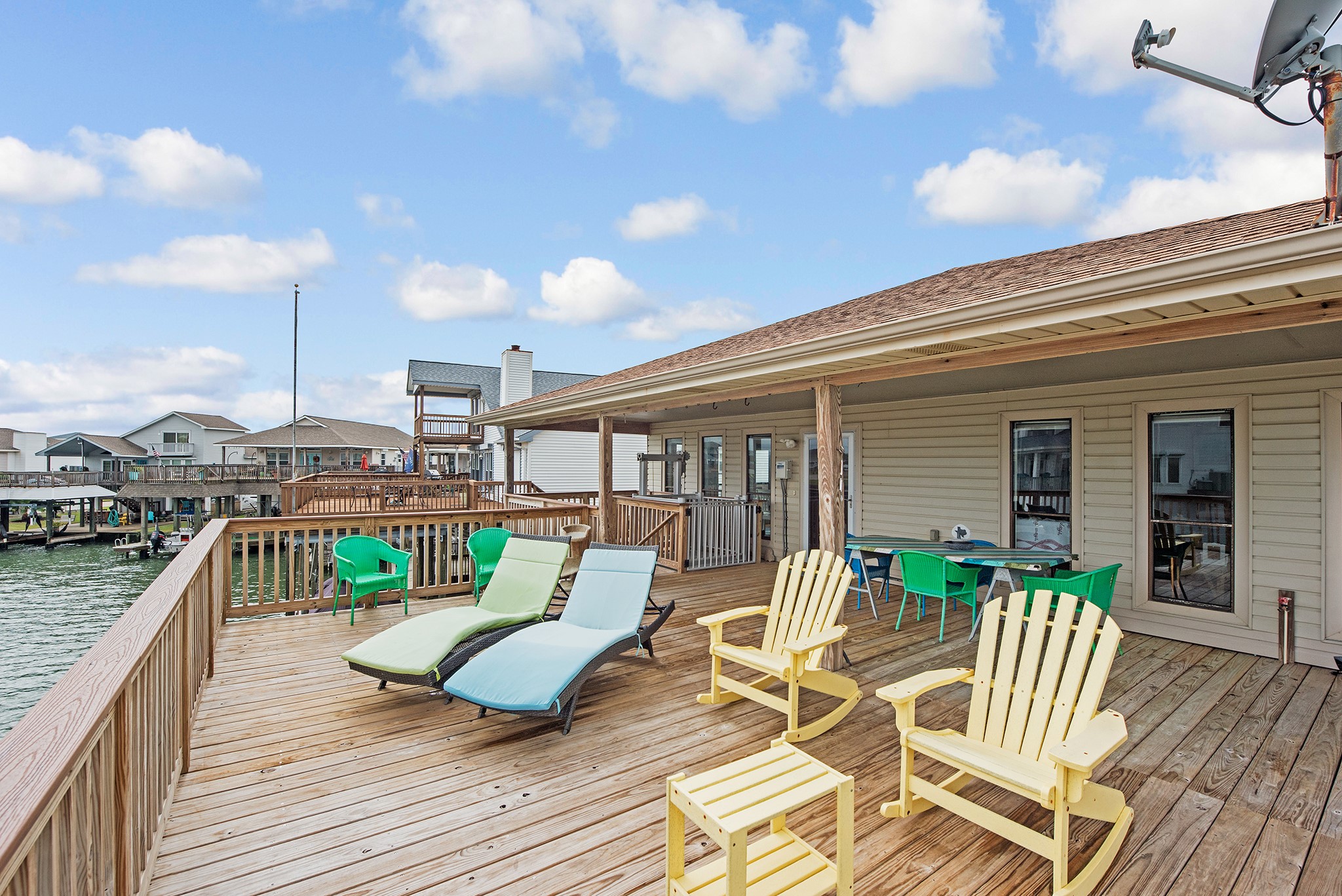 336 Admiral Circle Property Photo 13