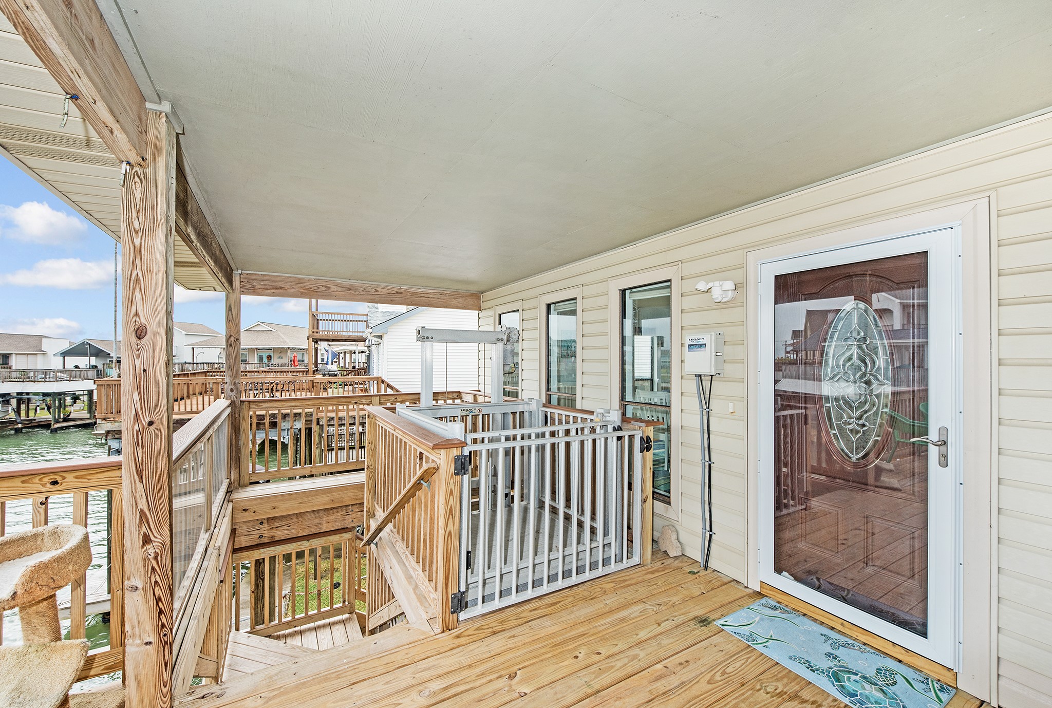 336 Admiral Circle Property Photo 14