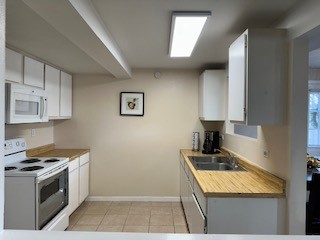 913a Atchison Street N Property Photo 6