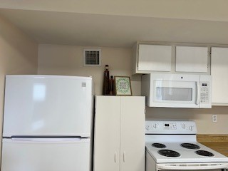 913a Atchison Street N Property Photo 9