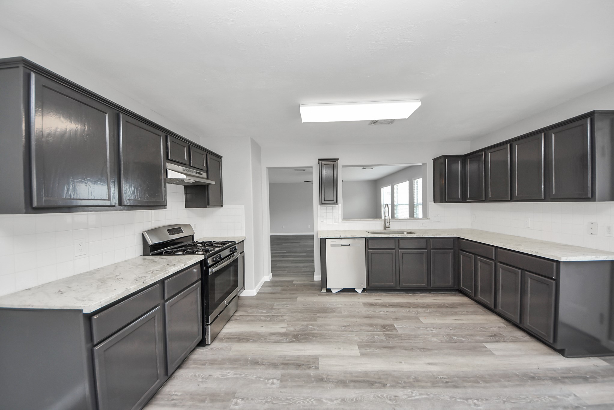 22014 Guston Hall Lane Property Photo 14