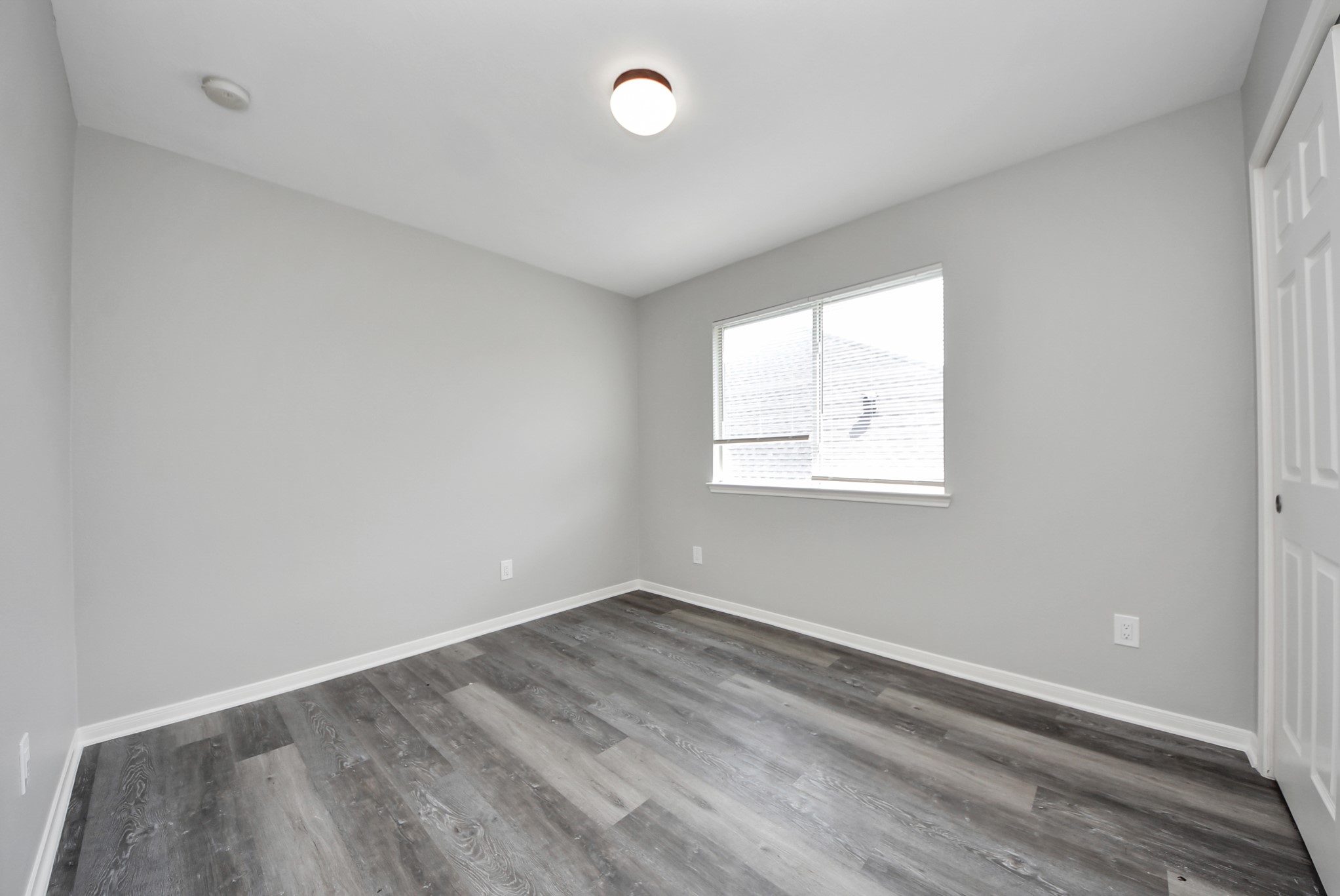 22014 Guston Hall Lane Property Photo 21
