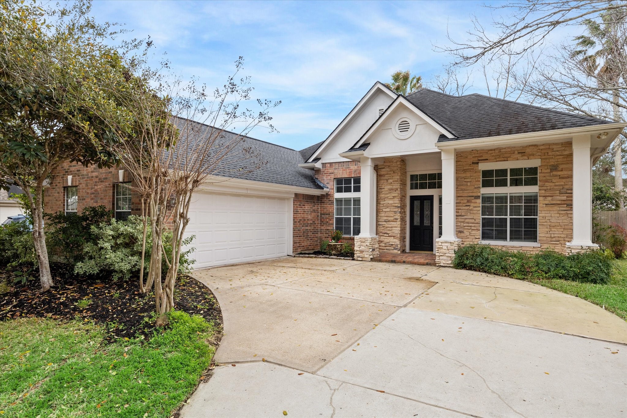 4722 Robins Way Property Photo