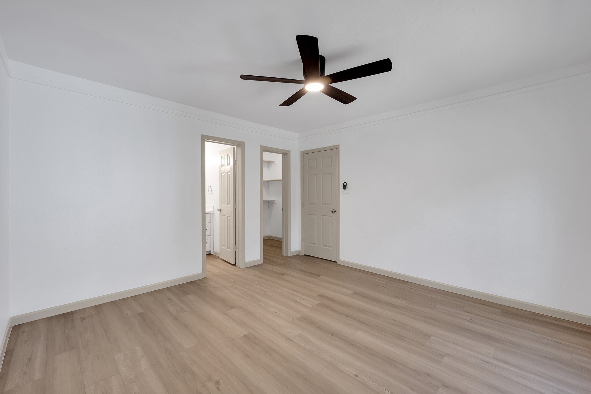 16921 Main Street Property Photo 18