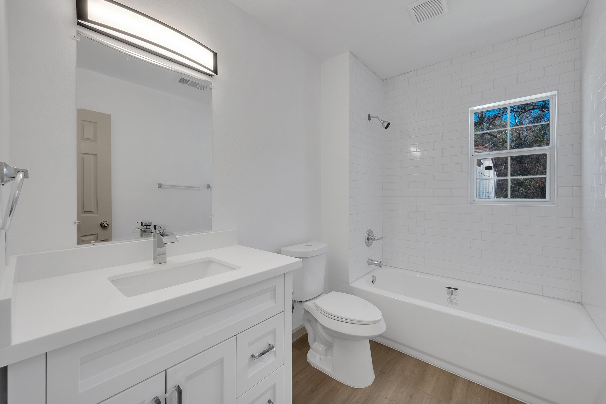 16921 Main Street Property Photo 24