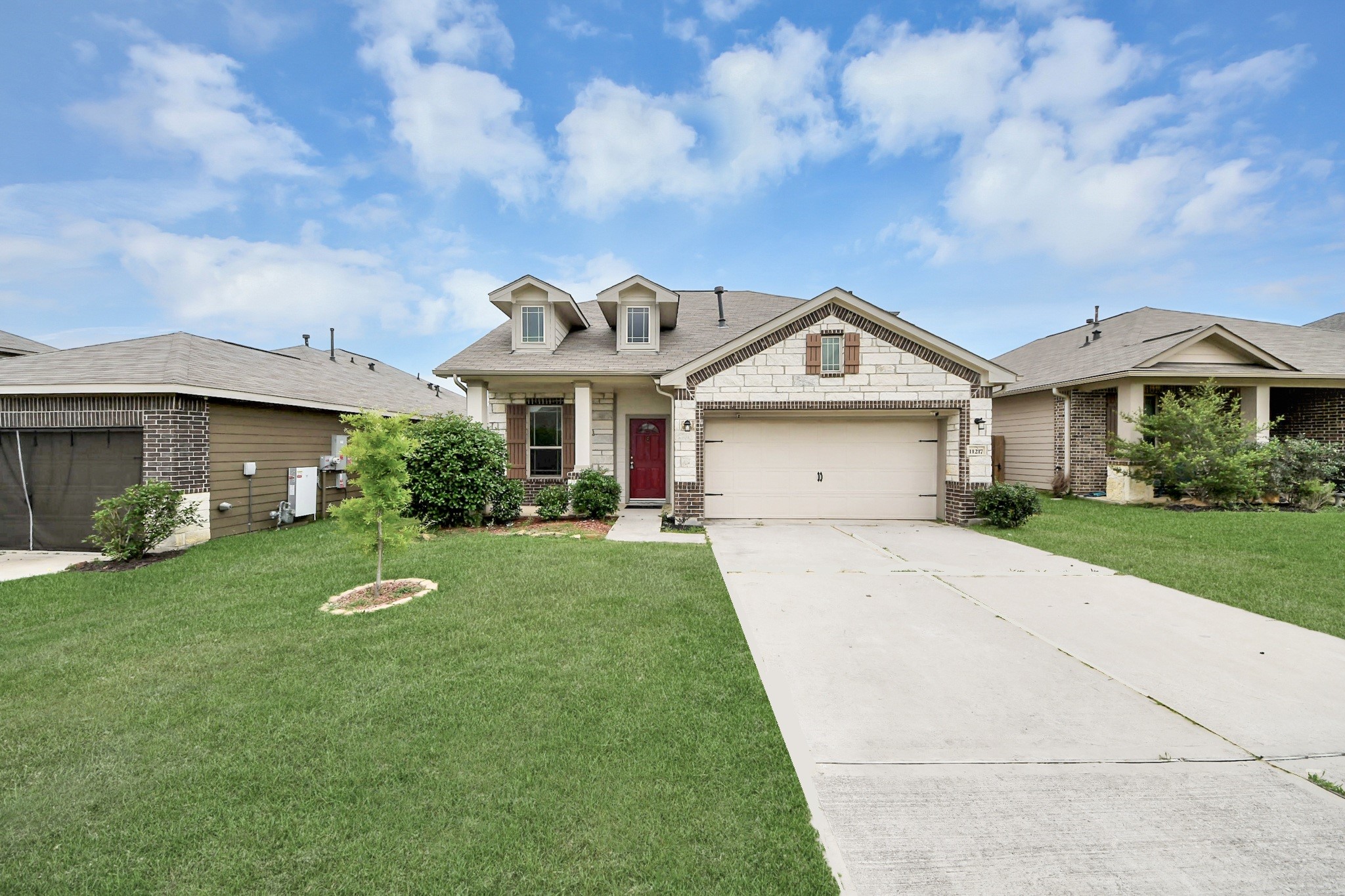 11217 Danny Lane Property Photo 1