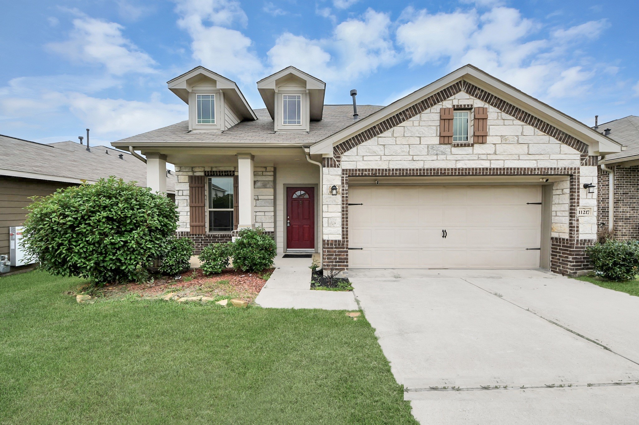 11217 Danny Lane Property Photo 3