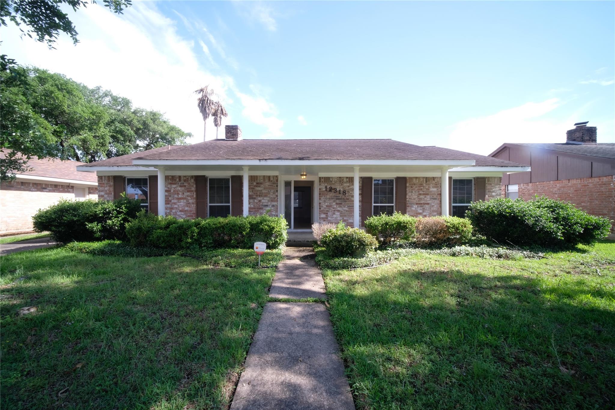 12318 Bexley Drive, Houston TX 77099 Property Photo 1