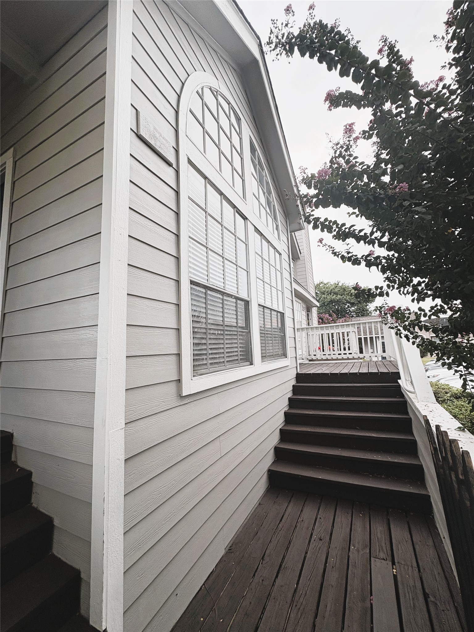 111 Dunbar Estates Drive 903 Property Photo 3