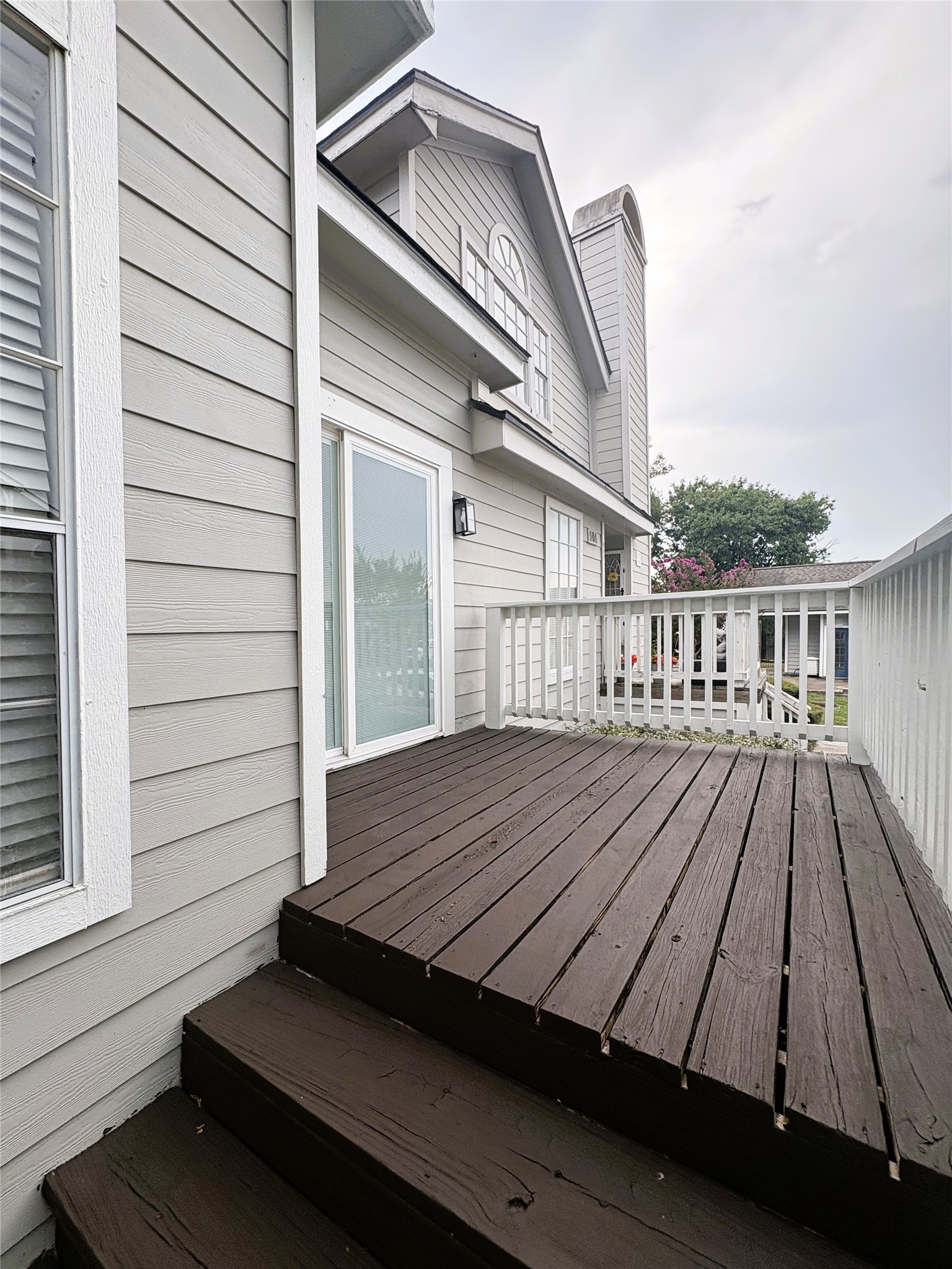 111 Dunbar Estates Drive 903 Property Photo 4