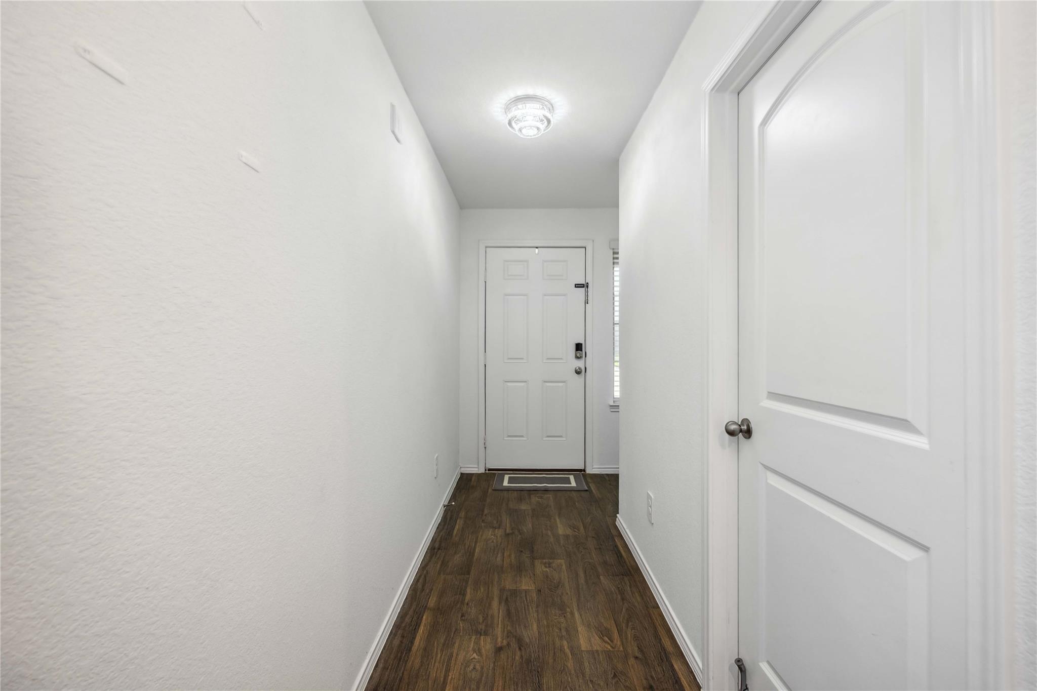 16684 Lonely Pines Drive Property Photo 4