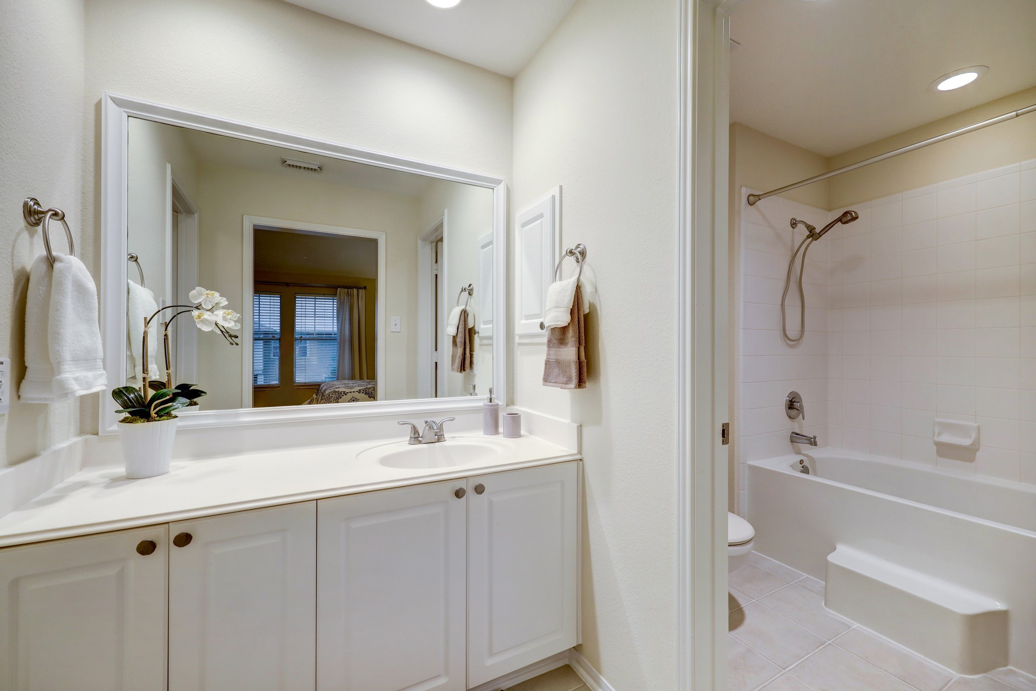 10 Stone Creek Place Property Photo 9