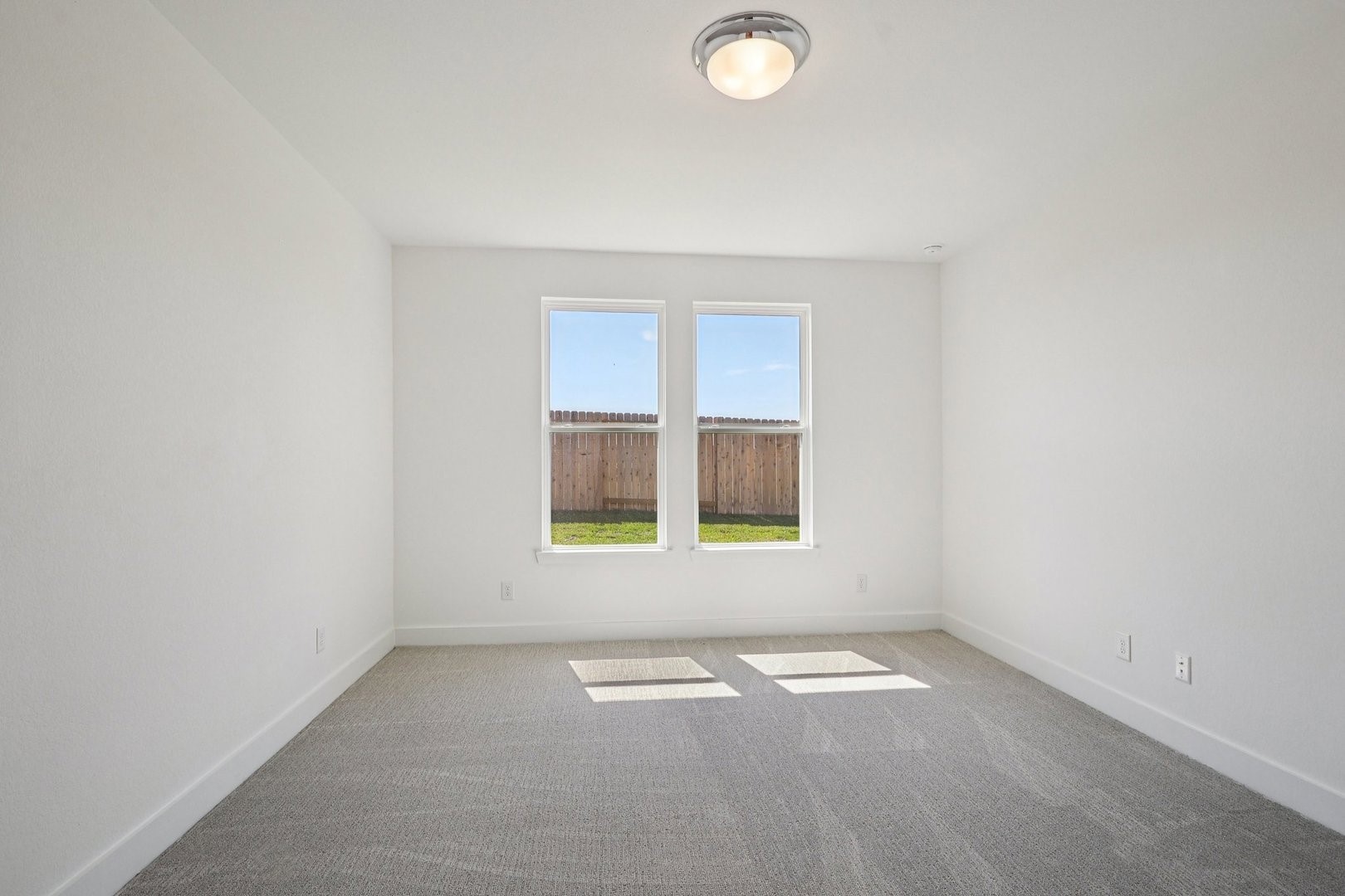 14465 Trumpet Lane Property Photo 15