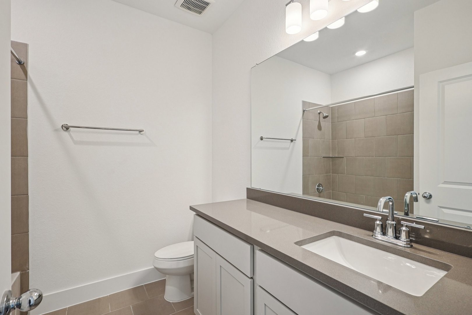 14465 Trumpet Lane Property Photo 17