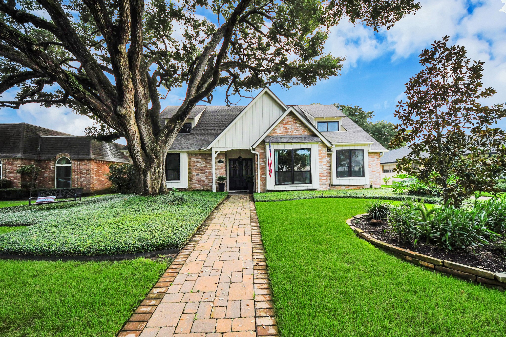 722 Chevy Chase Circle Property Photo 1