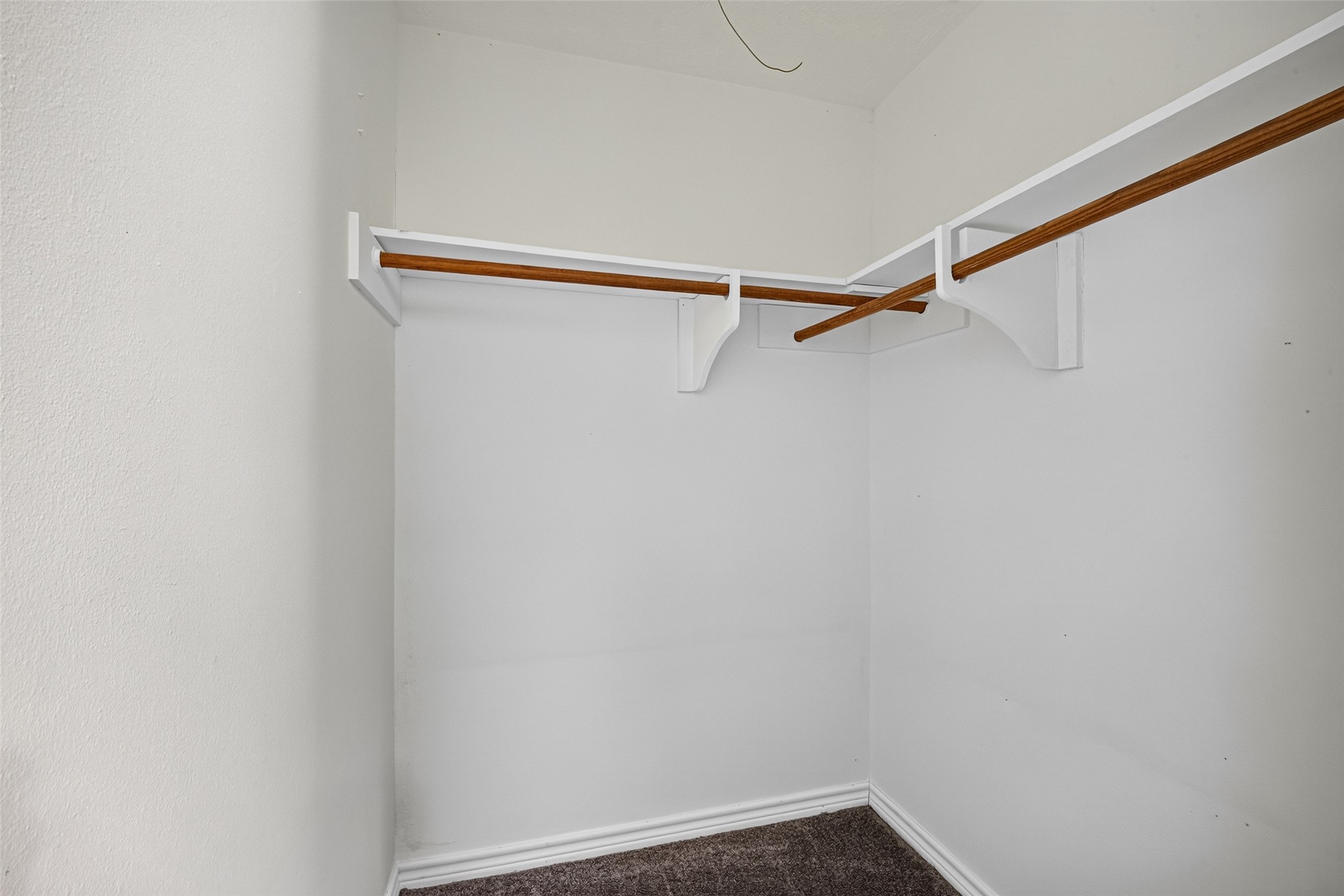 2707 Livingston Drive Property Photo 14