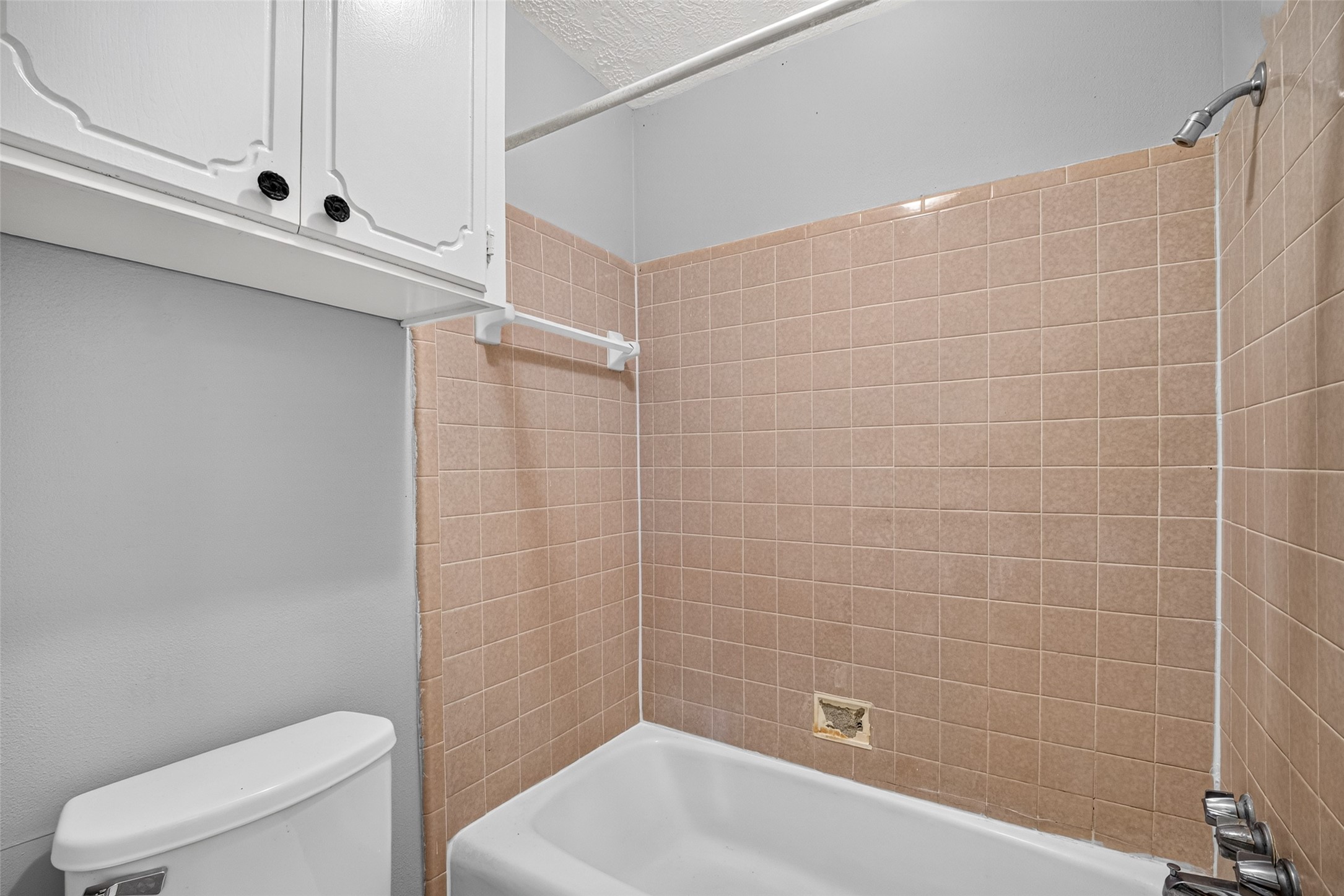 2707 Livingston Drive Property Photo 15