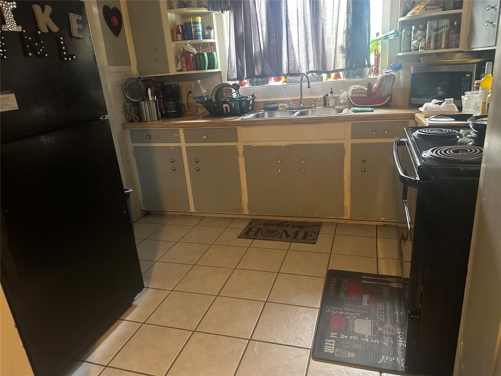 9330 Laura Koppe Road Property Photo 9