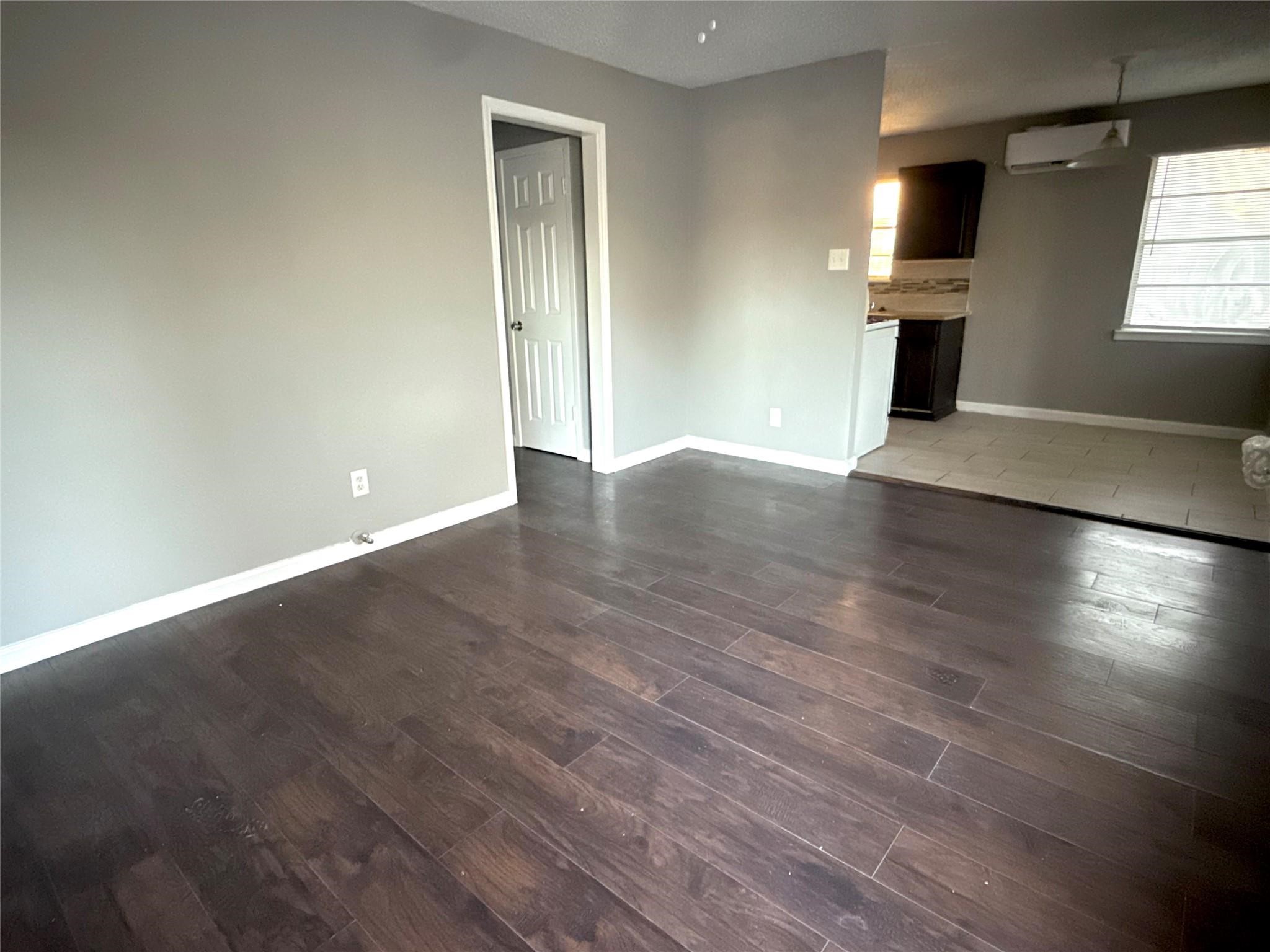5418 Weaver Road D Property Photo 3