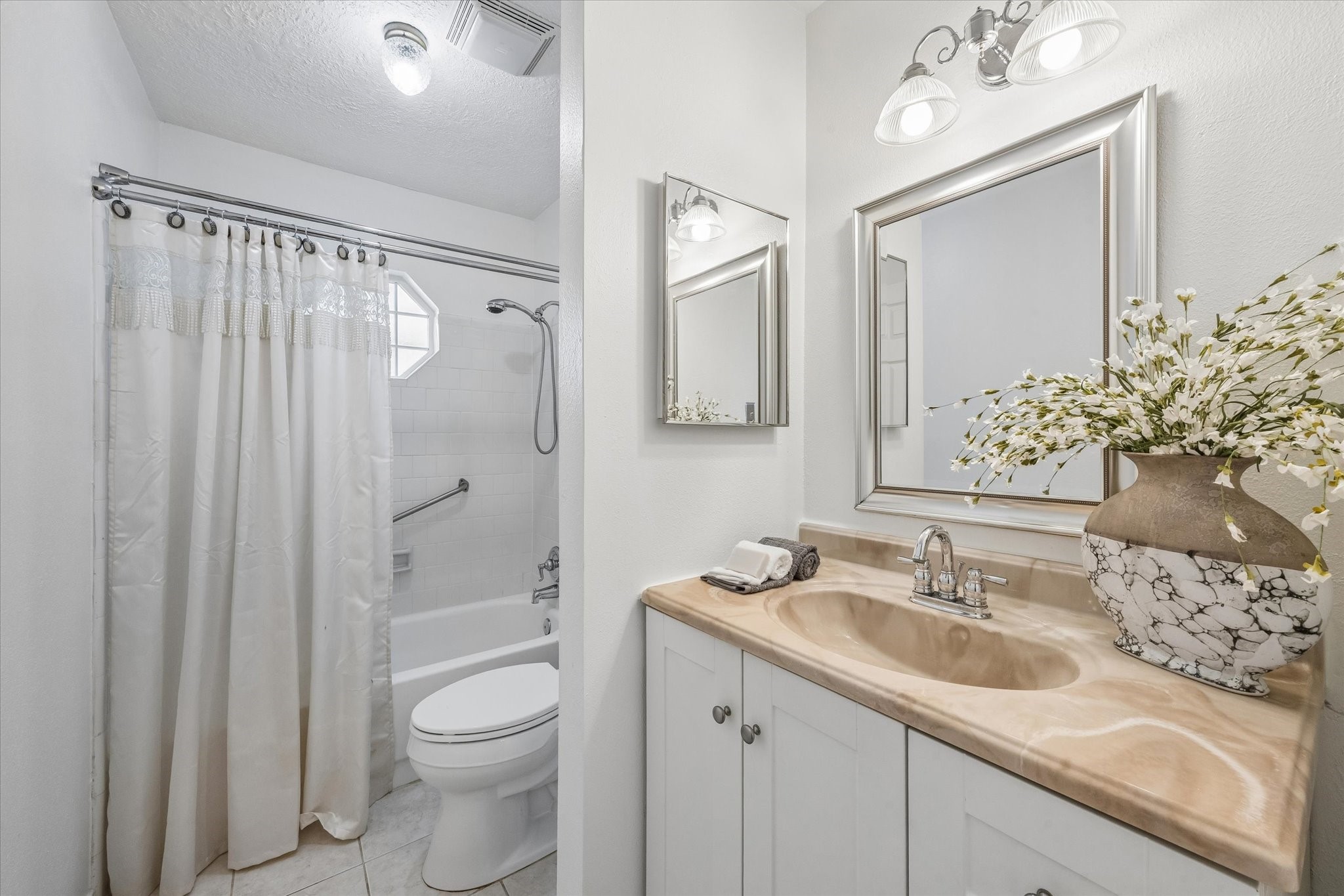 910 Country Place Blvd Property Photo 12
