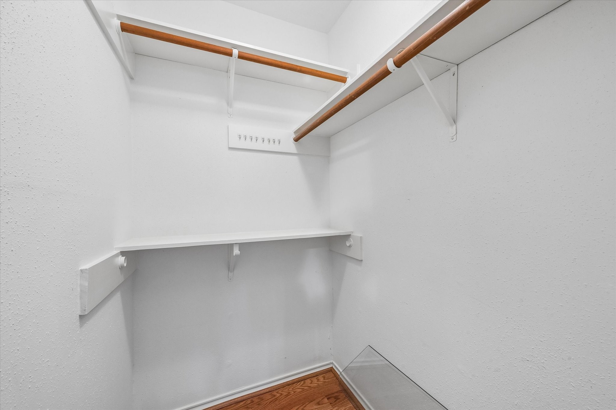 910 Country Place Blvd Property Photo 17