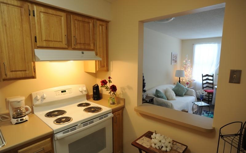 356 Torringford West St Property Photo 4