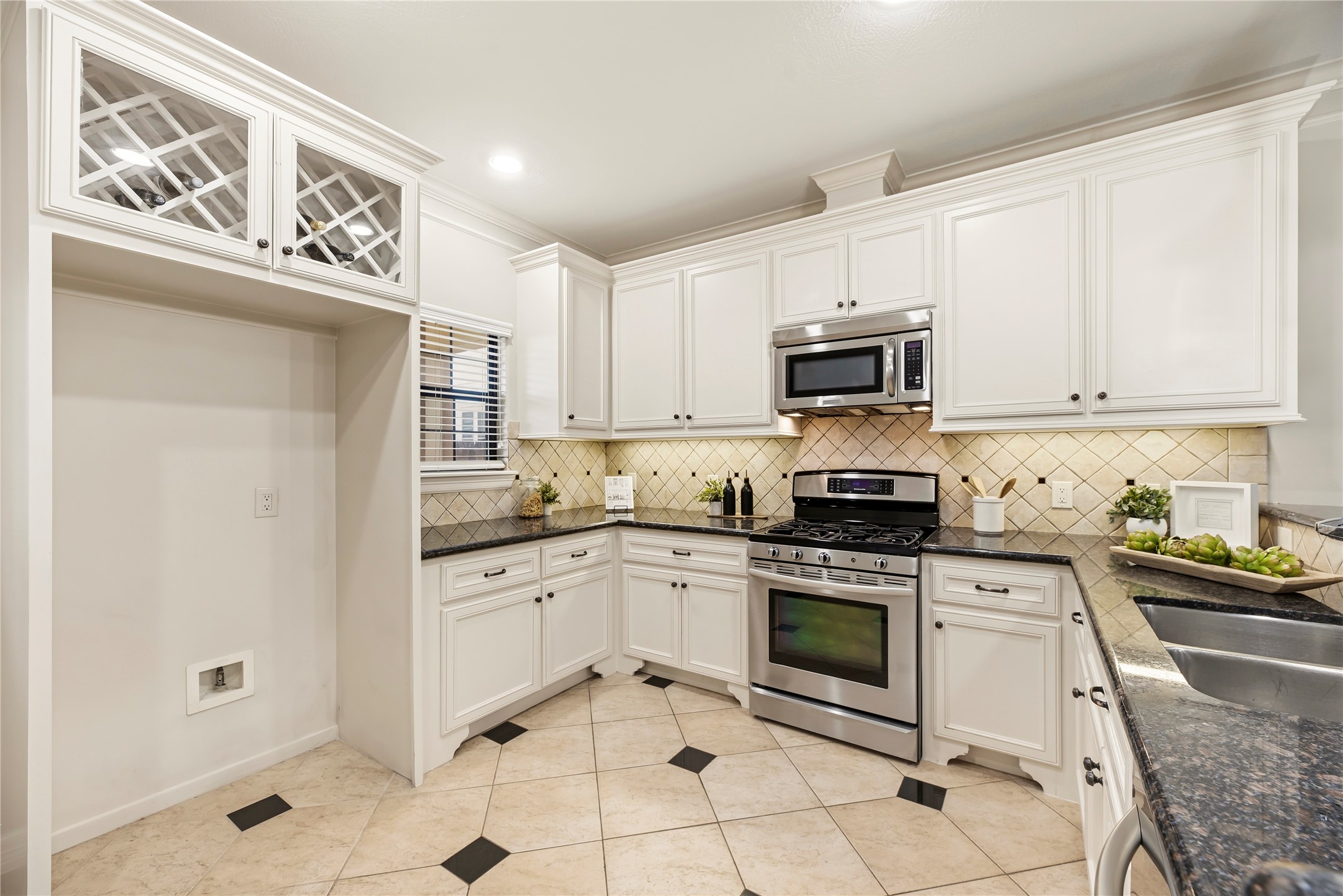5728 Petty Street Property Photo 14