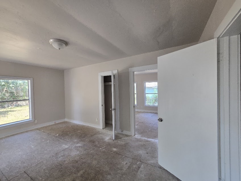 1105 1st Street Property Photo 12