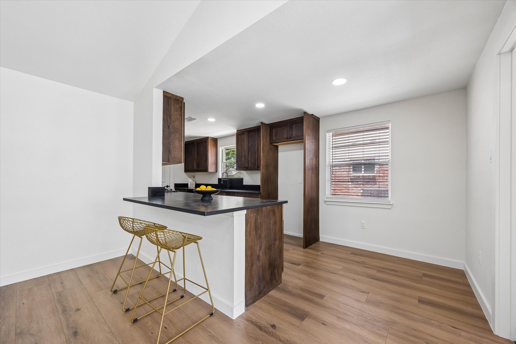 10618 Wickersham Lane Property Photo 10
