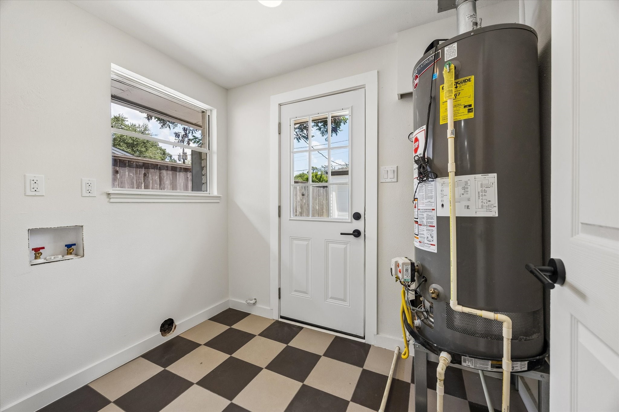 10618 Wickersham Lane Property Photo 24